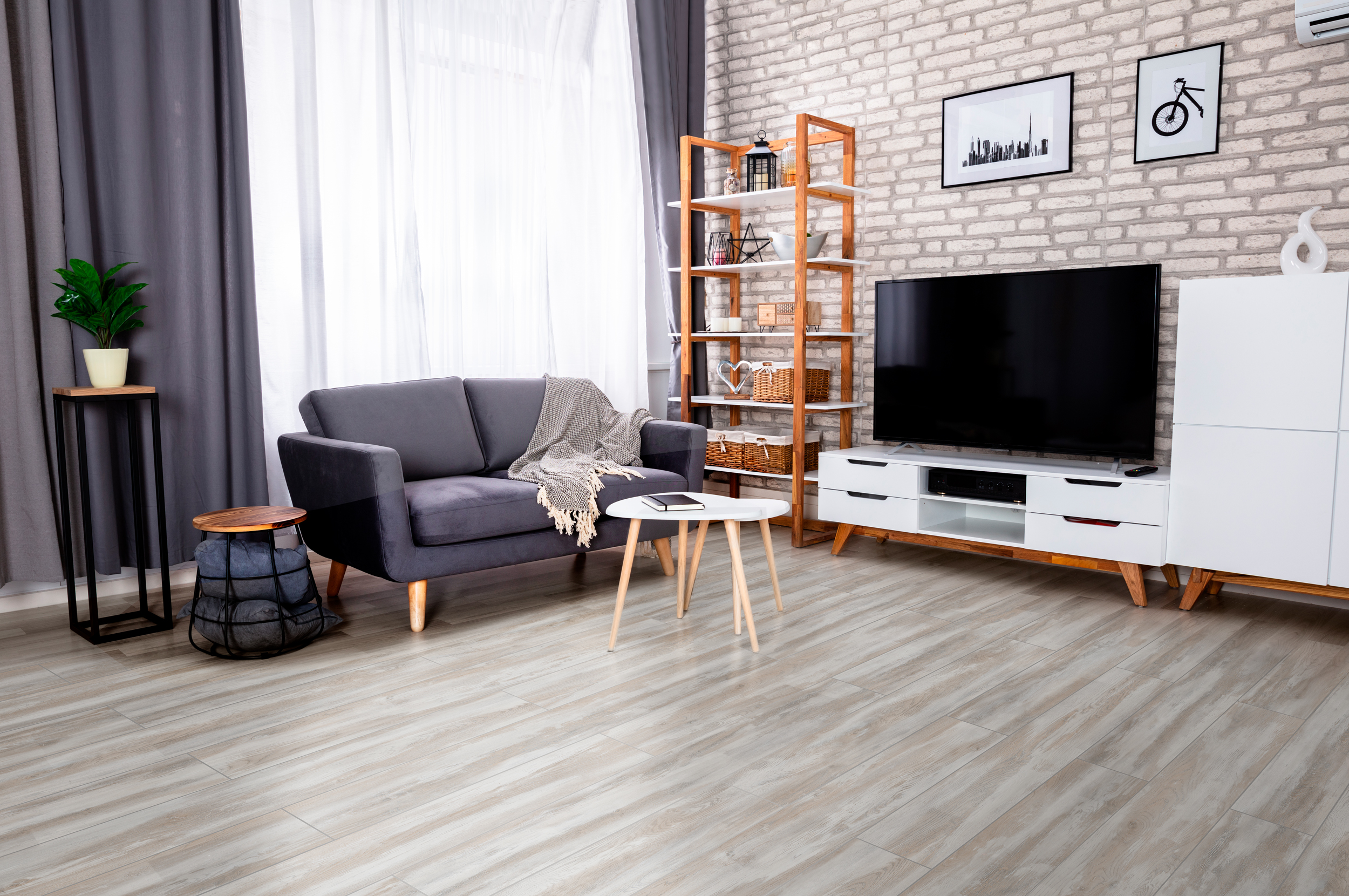 laminat-floorbee-costa-8mm-33kl-faska-v4-kosta-brava-2-098m2.jpg Ламинат FloorBee Costa 8мм. 33кл. Коста Брава "8шт./2.098м2/упак." — изображение 1