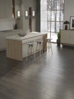 Ламинат EGGER PRO Large Aqua+ 8мм. 33кл. Дуб Шерман антрацит "8шт./2.543м2/упак" — изображение 2